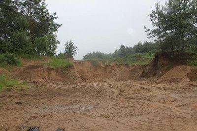 Apleistas žvyro karjeras Kaišiadorių rajone