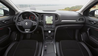 Salonas pažįstamas iš kitų "Renault" modelių