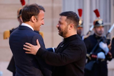 Volodymyras Zelenskis ir Emmanuelis Macronas