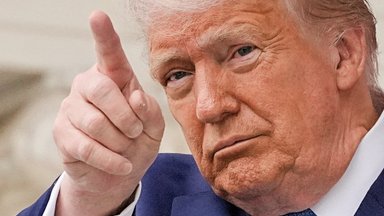 Trumpo grasinimai muitais sudavė skaudų smūgį Europos pareigūnams