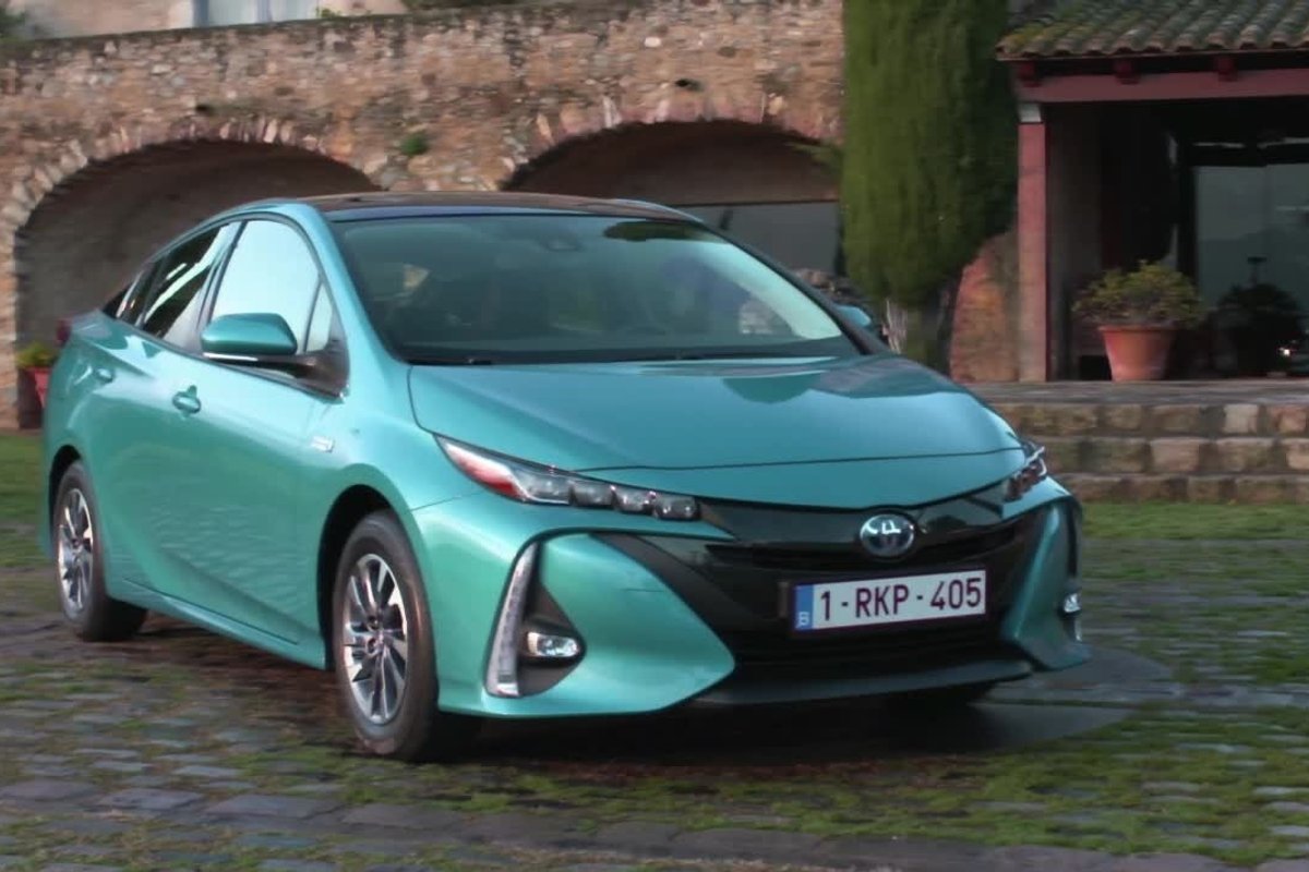 „Toyota Prius Plug-In Hybrid“ testas: priklausomybė nuo elektros ...