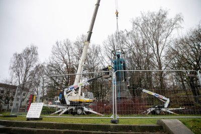 Vilniuje nukeltas Petro Cvirkos paminklas