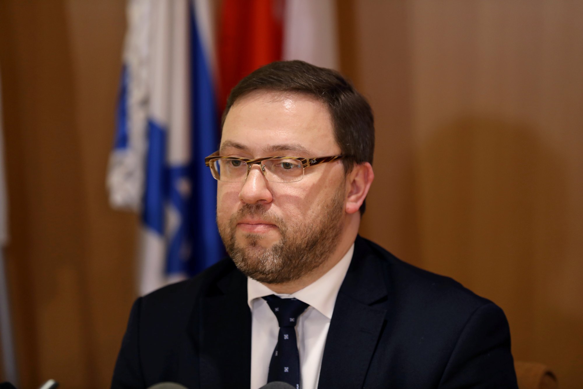 Former Polish Ambassador Returns Ukrainian Award in Protest
