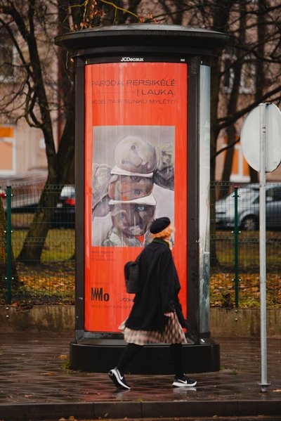 Mo parodą perkelia į lauką