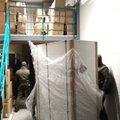 Sostinėje aptikta beveik 400 tūkst. eurų vertės baltarusiškų cigarečių, sulaikyti trys įtariamieji