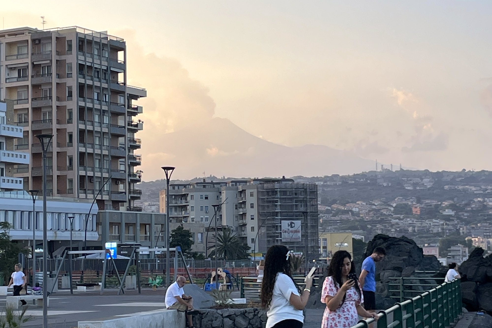 Warning to travelers: Etna eruption disrupts flights over Malta