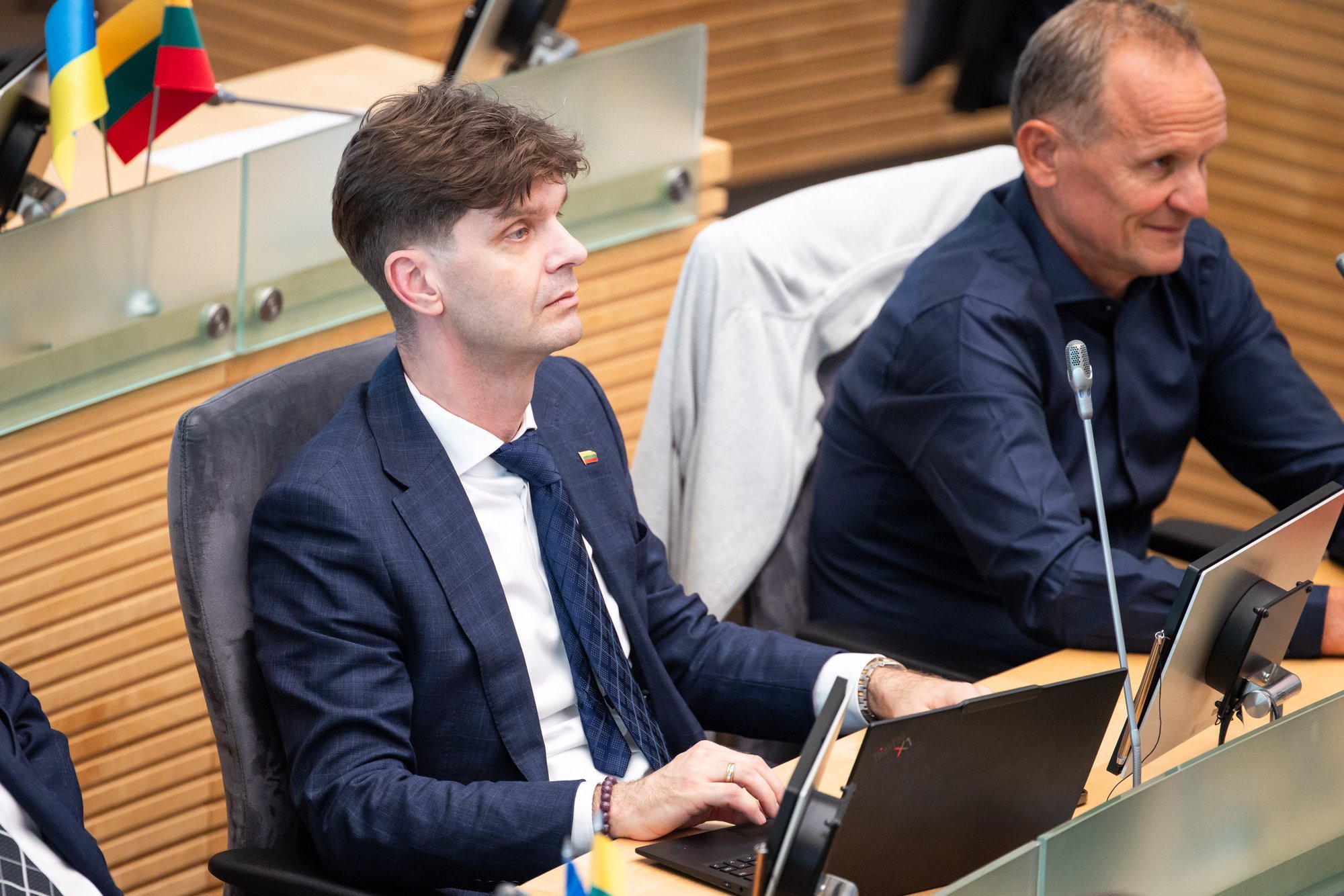 Six Lithuanian MPs prepare for meeting with Chinese representatives