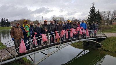 Panevėžio aplinkosaugininkai tvarkė Nevėžio pakrantę