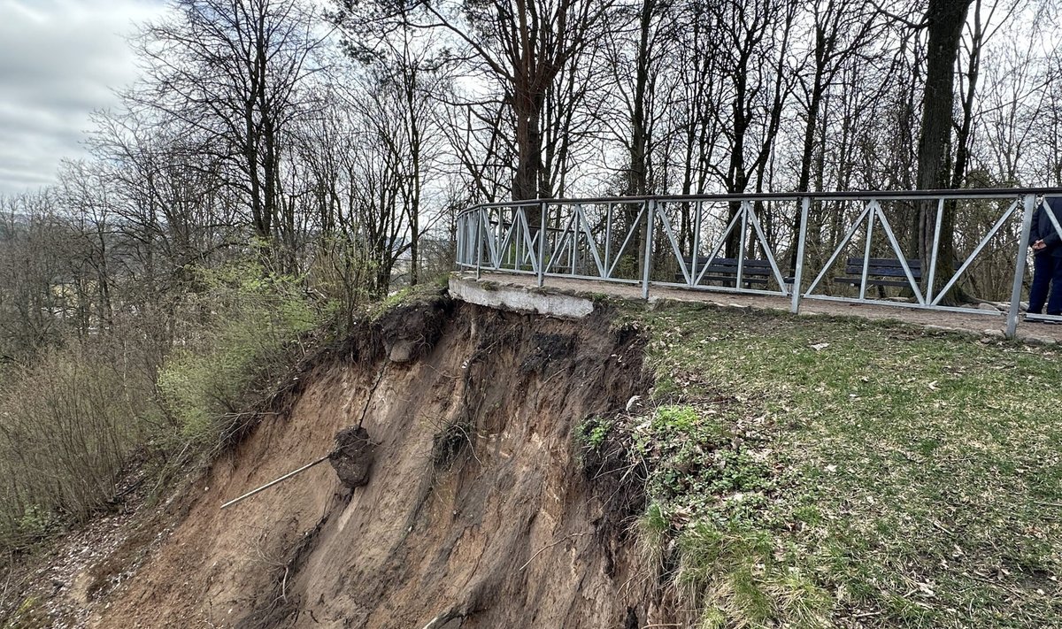 Vilniuje dėl nuošliaužos uždaryta Plikakalnio atodangos aikštelė