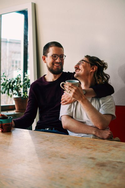 Romas Zabarauskas su sužadėtiniu / Foto: Arcana Femina