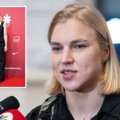 Ant raudonojo kilimo – ir reta renginių viešnia Rūta Meilutytė: įvaizdį išryškino viena detalė