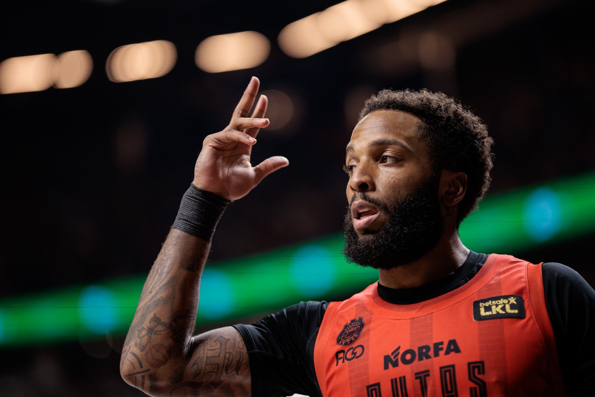 Ex-Rytas guard Cole's 30-point show ends EuroLeague club's title run