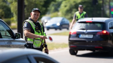 Prieš ilgąjį savaitgalį – griežtesnė policijos kontrolė: vairuotojų laukia ir specialūs 24 val. patikrinimai