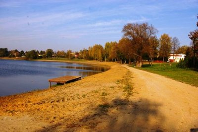 Sutvarkyta Sartų ežero pakrantė Sartų regioniniame parke 