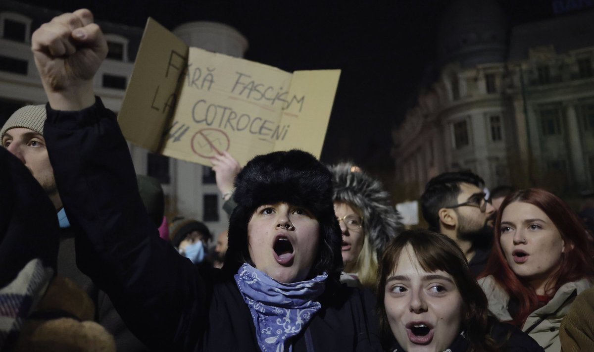 Rumunijoje vyko demonstracijos prieš kraštutinių dešiniųjų kandidatą į prezidentus 