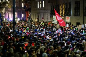 Vienoje – masinis protestas: dešimtys tūkstančių žmonių išėjo į gatves