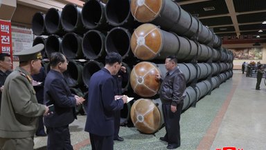 Ekspertas: po Trumpo užuominų Kim Jong Unas bus labai sunerimęs