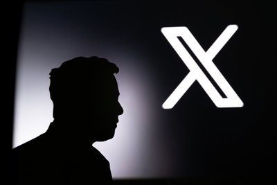 „X“