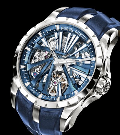 „Roger Dubuis Excalibur Diabolus in Machina“ yra gerokai daugiau nei įprastas laikrodis. Jis sukurtas šokiruojančių kontrastų principu: sportiškas, galingas, brutalus, bet tuo pačiu turi ir visiškai klasikinę, vieną subtiliausių bei techniškai sudėtingiausių aukštosios horologijos funkcijų – minutinį repetyrą. ©Roger Dubuis