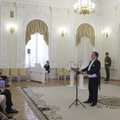 Motinos dienos proga prezidentas apdovanojo 52 mamas ir globėjas