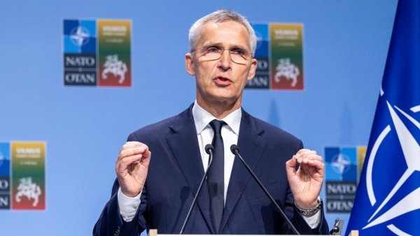 „NATO pardavė Lietuvą“ – Lietuvai priešiški veikėjai suskubo išnaudoti Stoltenbergo knygą