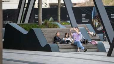 Sinoptikai ragina kuo labiau pasidžiaugti neįprastai šiltais orais: tai greitai baigsis, pasirodys sniegas