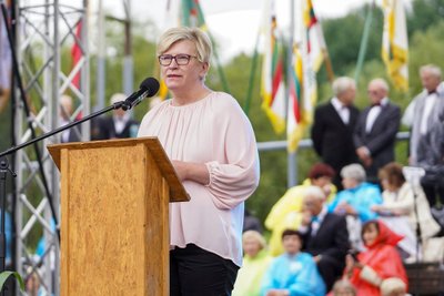 Lietuvos tremtinių, politinių kalinių ir Laisvės kovų dalyvių sąskrydyje „Su Lietuva širdy“. Prezidento kanceliarijos nuotr.