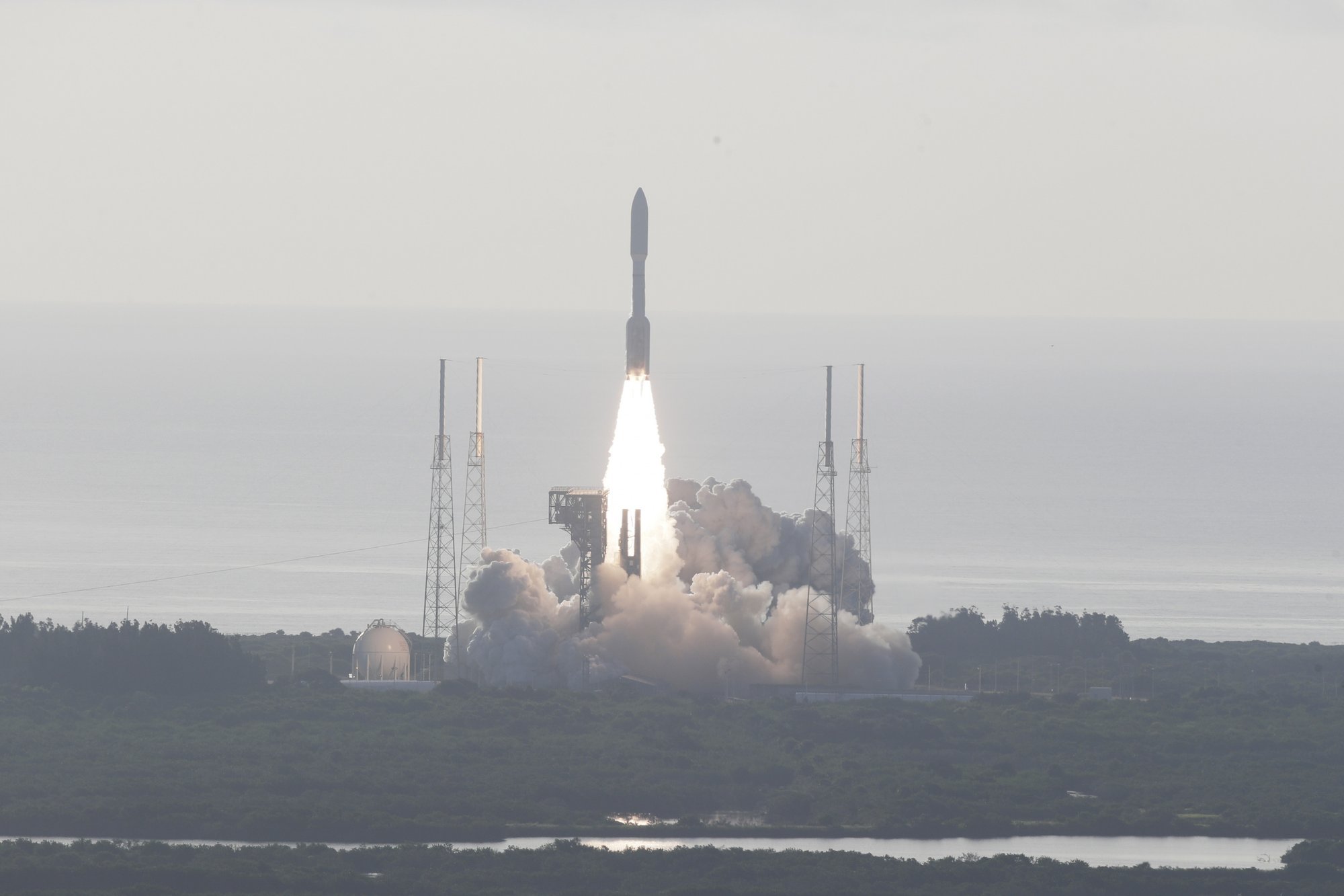 NASA paleido į Marsą gyvybės pėdsakų ieškosiantį aparatą „Perseverance ...
