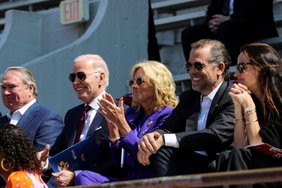 Trumpas panaikino Bideno vaik? apsaug?