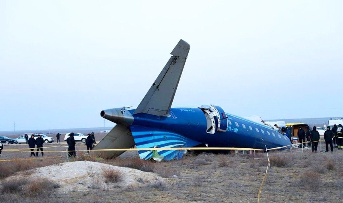 Nausėda conveys condolences to Azerbaijani president over plane crash