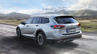 "Opel Insignia Country Tourer"