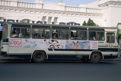 Indonezija, autobusas