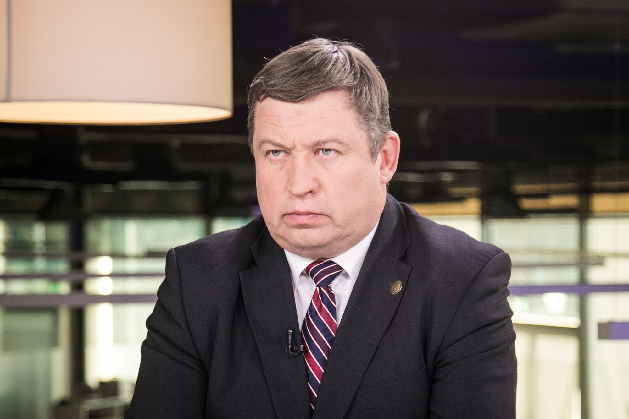 Karoblis: šiuo metu nesvarstoma į privalomąją karinę tarnyba šaukti ir ...