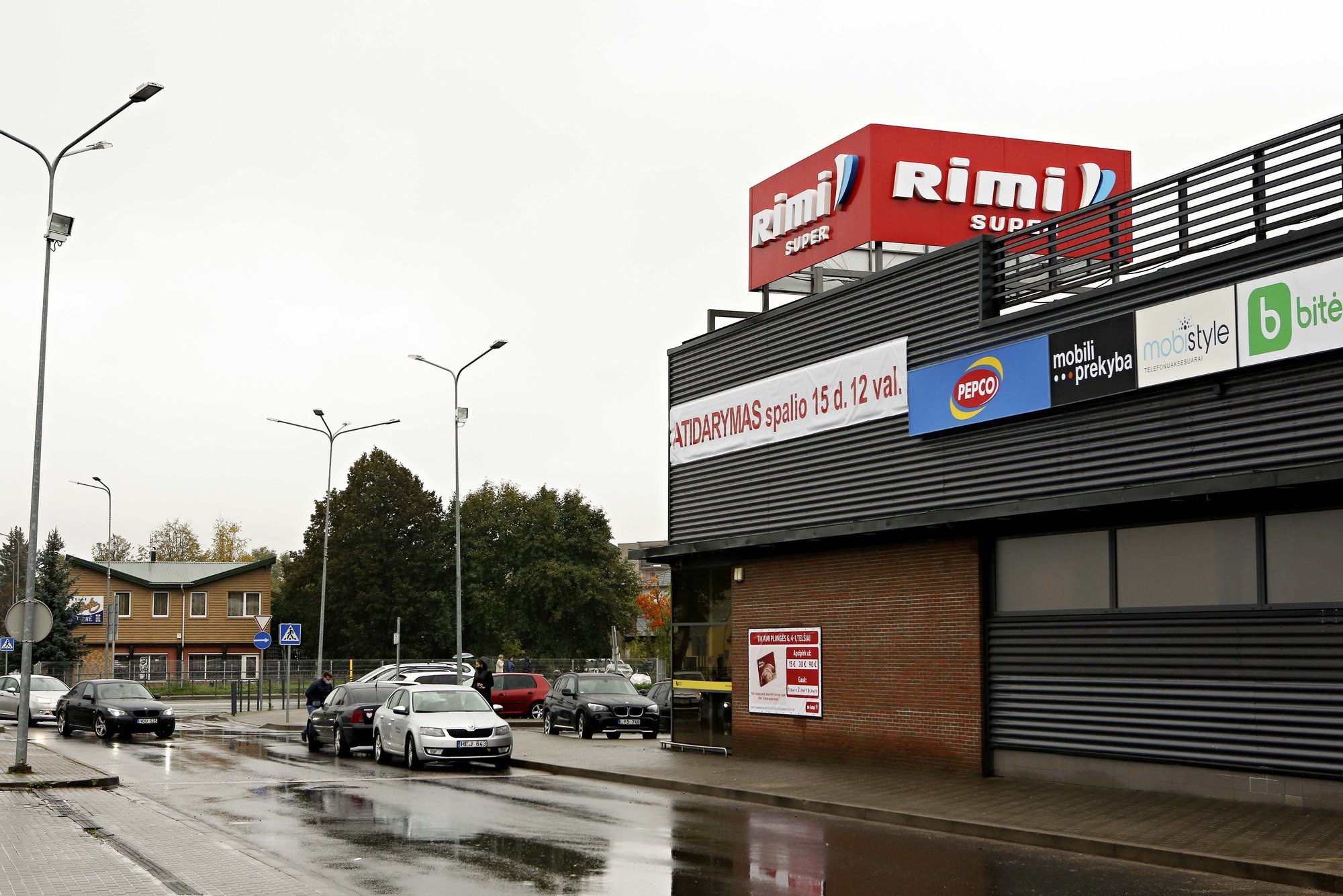 Telšiuose atidaryta pirmoji „Rimi“ tinklo parduotuvė - Delfi miestai