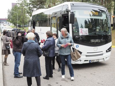 Akcija „Rožinė dovana moterims“