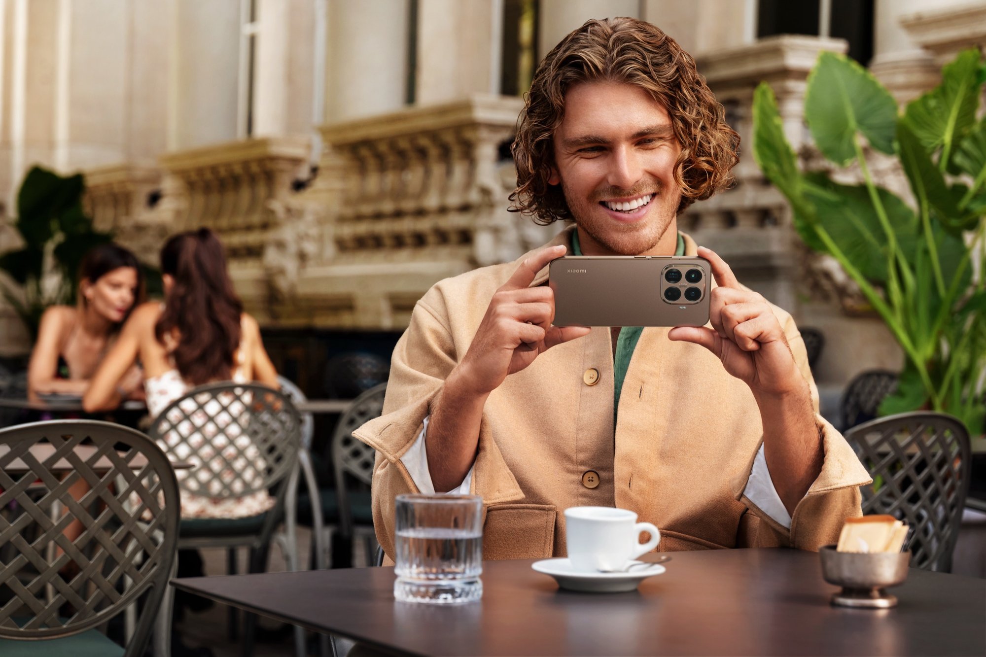 „Xiaomi 15T“ ir „Xiaomi 15T Pro“: flagmanams skirtos technologijos prieinamos ir už mažesnę kainą!