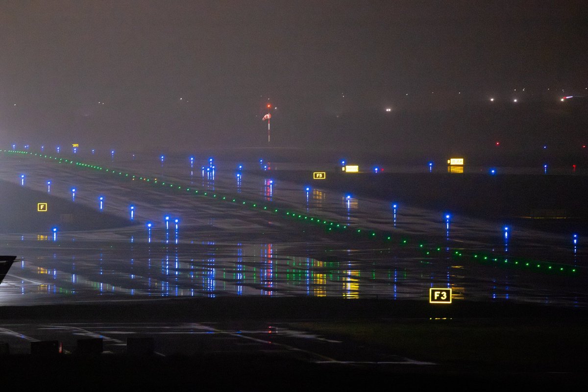 Vilnius Airport airspace was closed twice on Thursday and Friday