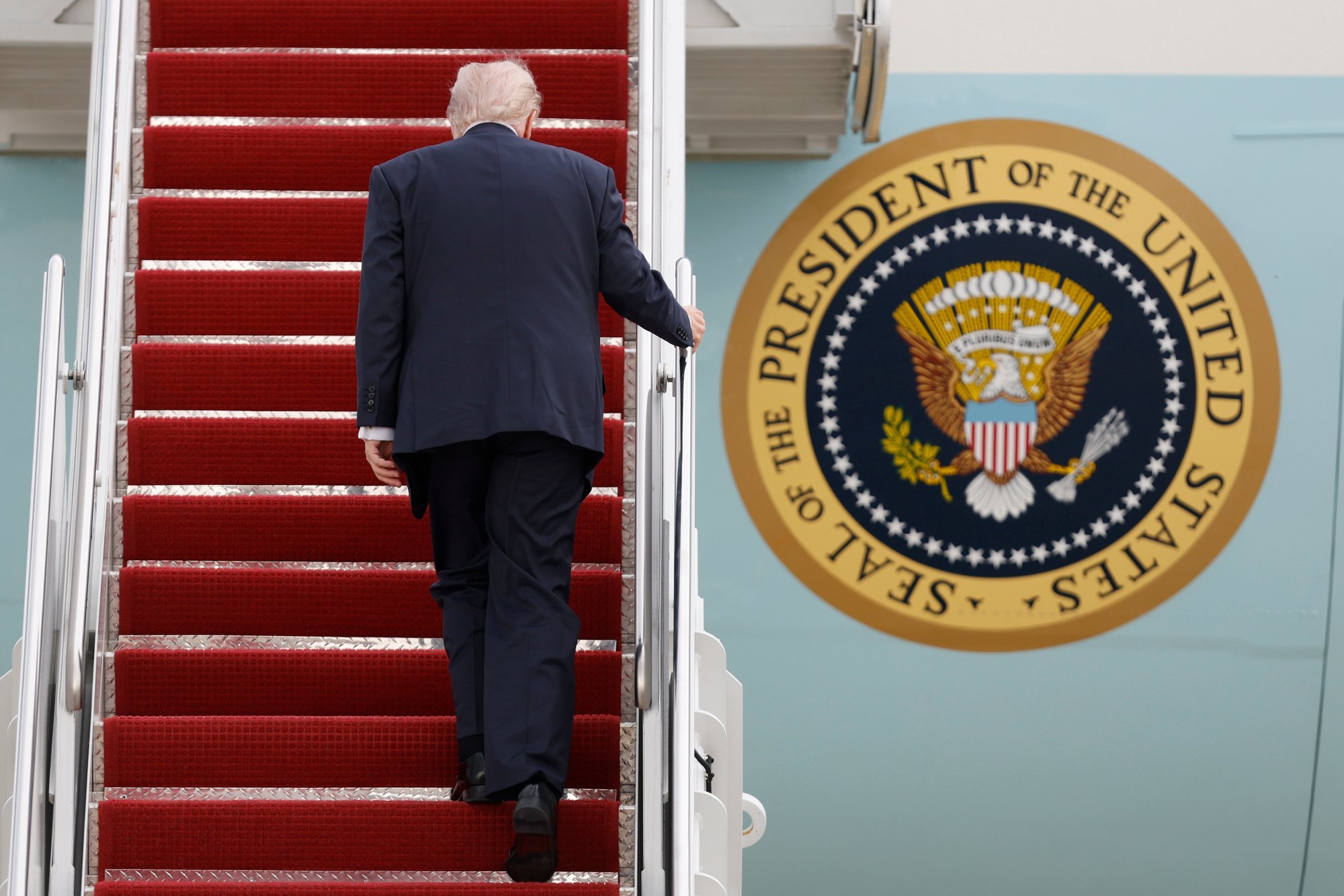 Qatar's Gift: Trump's New Plane Gets a Red, White, and Blue Makeover