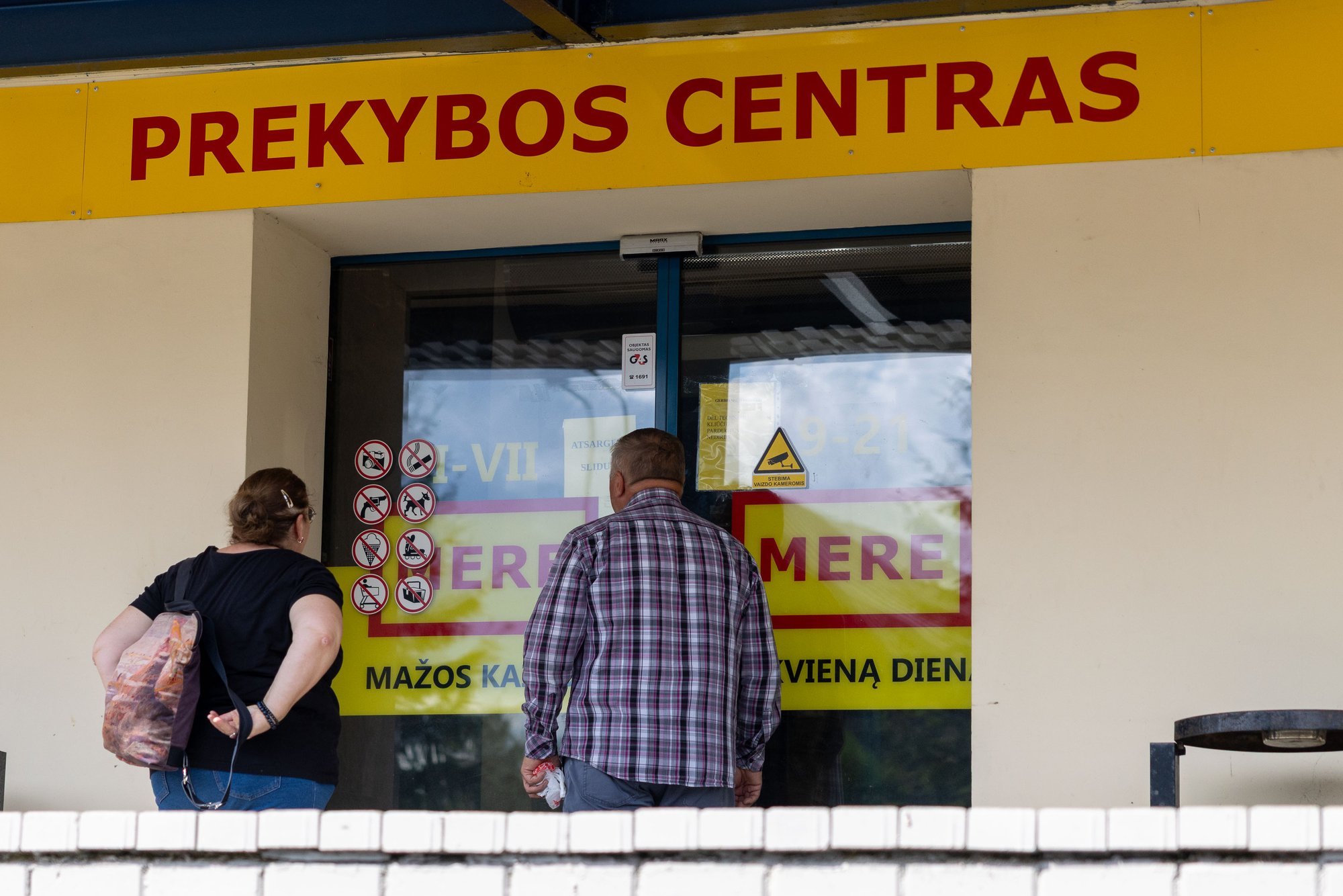 Discount Chain 'Mere' Abruptly Closes All Stores in Lithuania Amid Sanctions