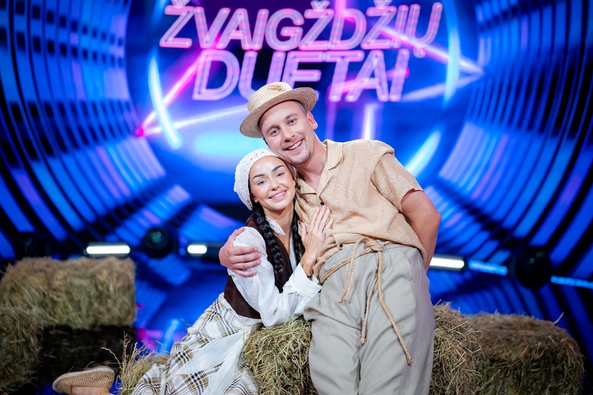 Karolis Tiškevičius nakvoja Iglės namuose: štai kas vyksta - Delfi veidai