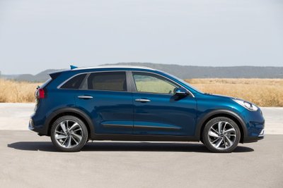 "Kia Niro"