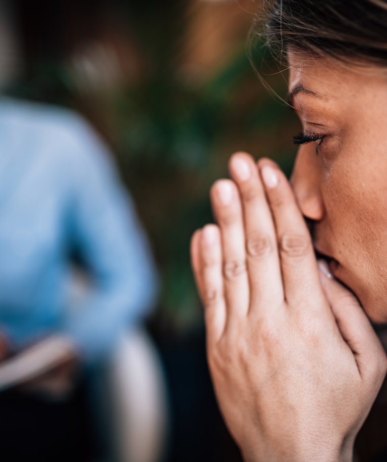 Susidūrus su iššūkiais, psichologai ir psichoterapeutai padėti gali ne visada: kada reikėtų galvoti apie vizitą pas psichiatrą