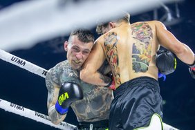„UTMA 12“: čempioniškoje spartiečių akistatoje – Avlasevičiaus pergalė techniniu nokautu