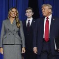 Šaltiniai: Melania Trump atmetė Bidenų kvietimą