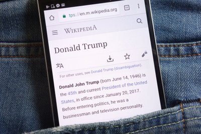 Wikipedia telefone