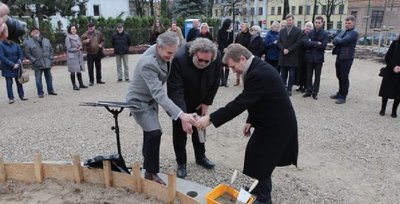 Užkasta kapsulė Vydūno sode