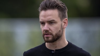 Dėl Liamo Payne’o mirties pareikšti kaltinimai penkiems asmenims: tarp jų – artimas dainininko bičiulis