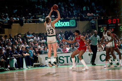 Larry Birdas, Julius Ervingas