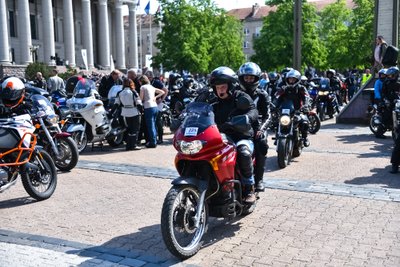 "BMW Mototurizmo sprintas 2019": startas prie Nacionalinės Martyno Mažvydo bibliotekos