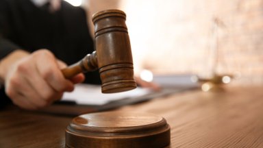 Гражданин Грузии предстанет перед судом за кражу из библиотеки Вильнюсского университета книг на сумму 600 000 евро